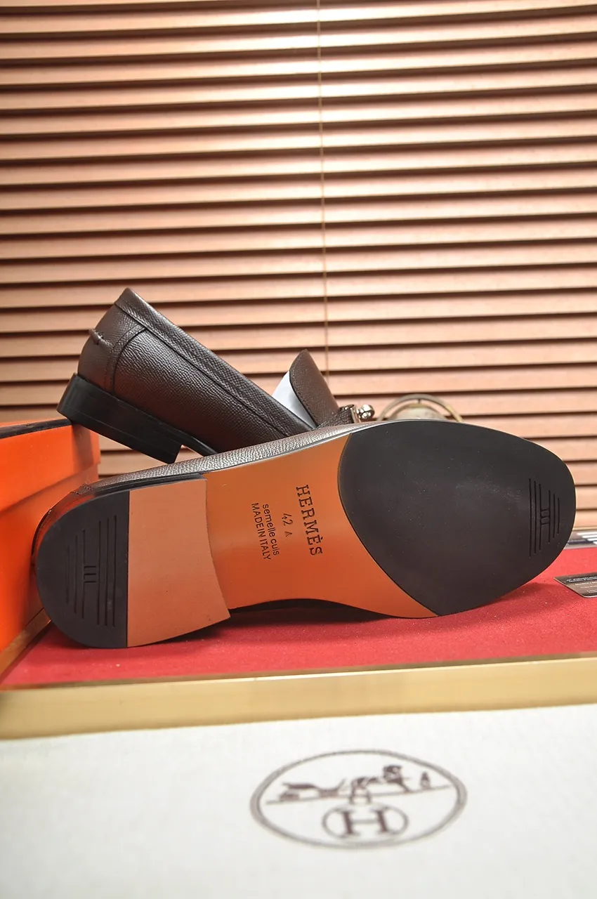 Men's shoes💰540💶[HERMES] (cowhide lining)🍀Italian top luxury🍀He does not pursue novel styles and gorgeous colors, but attracts the favor of successful men with his flawless, elegant and classic style. Formal leather shoes This very comfortable, simple and stable style allows you to easily match any style! The pattern is absolutely 1:1 refined from the original case, and we strive for excellence in materials, imported cowhide + cowhide lining💪💪💪extraordinary texture👍! .Code number: 38-45 (45 customized)